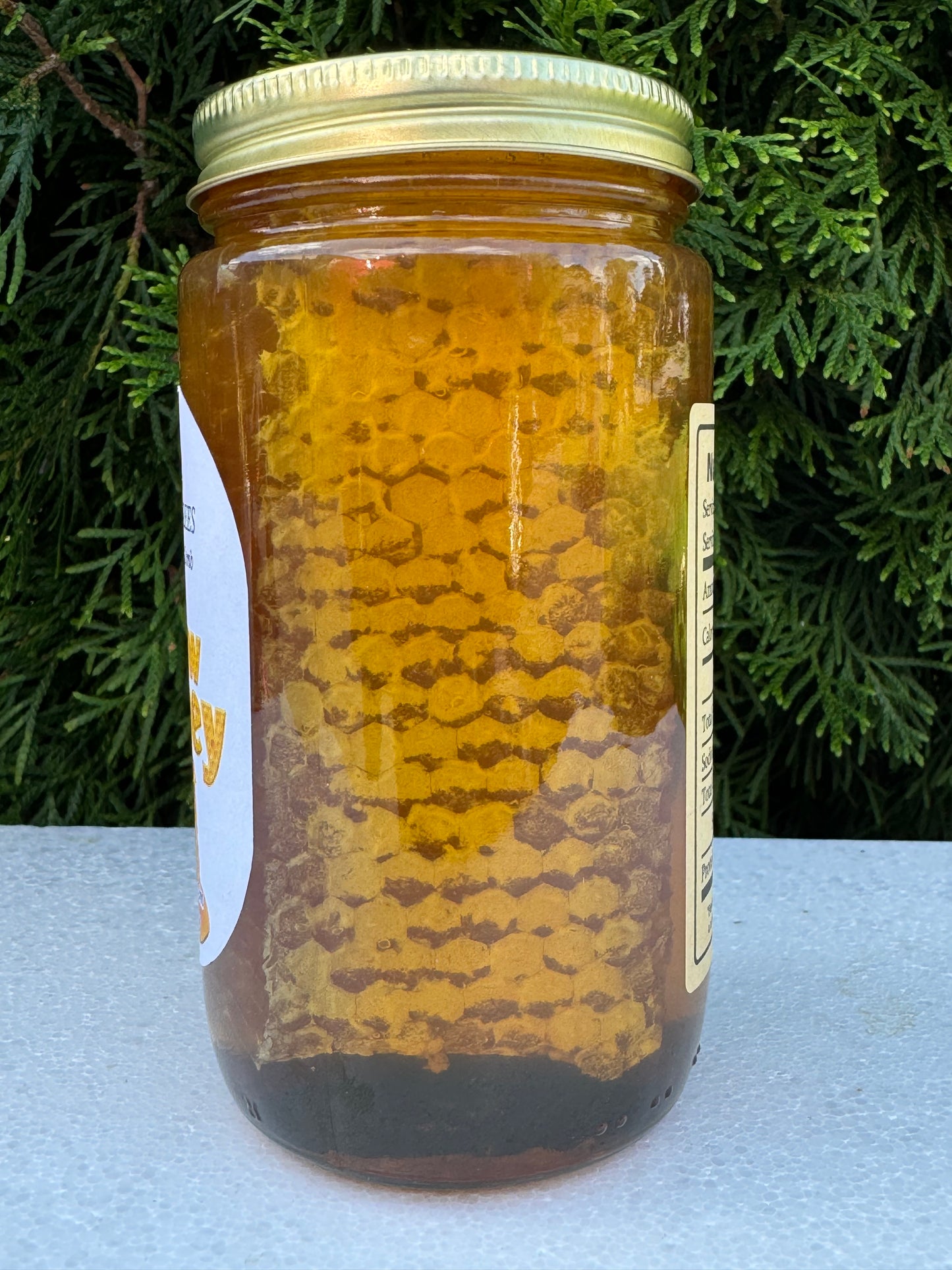 RAW HONEY COMB 1LB 100% PURE UNFILTERED USA HONEYCOMB. FREE SHIPPING!